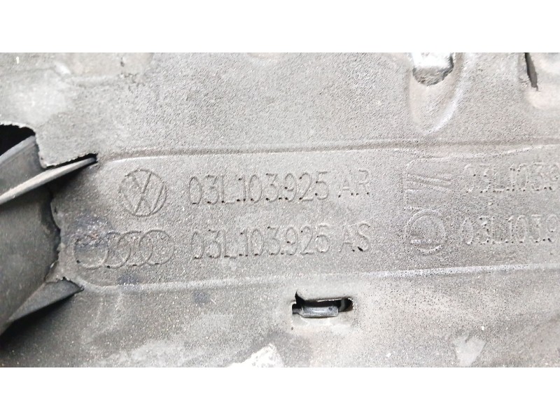 Recambio de tapa motor para audi a1 sportback (8xa, 8xf) 1.6 tdi referencia OEM IAM 03L103925AR  