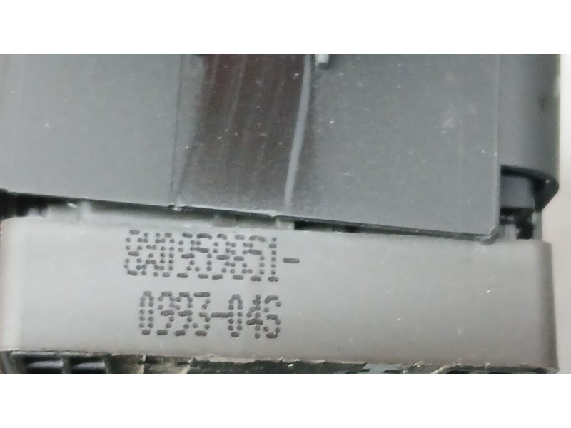 Recambio de mando elevalunas delantero izquierdo para audi a1 sportback (8xa, 8xf) 1.6 tdi referencia OEM IAM 8X09598515  