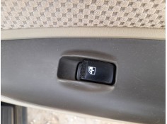 Recambio de mando elevalunas trasero derecho para hyundai tucson (jm) 2.0 crdi referencia OEM IAM 935802E100DD  