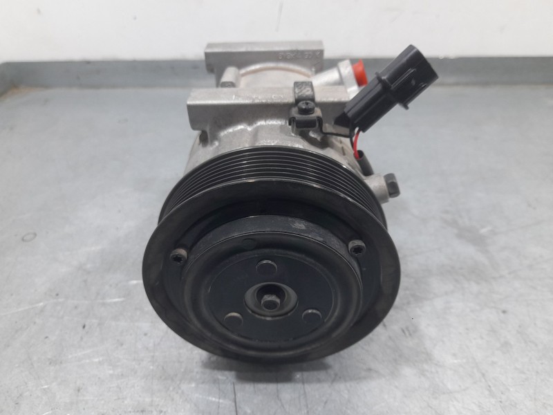 Recambio de compresor aire acondicionado para hyundai i20 ii (gb, ib) 1.2 referencia OEM IAM 97701C8050  