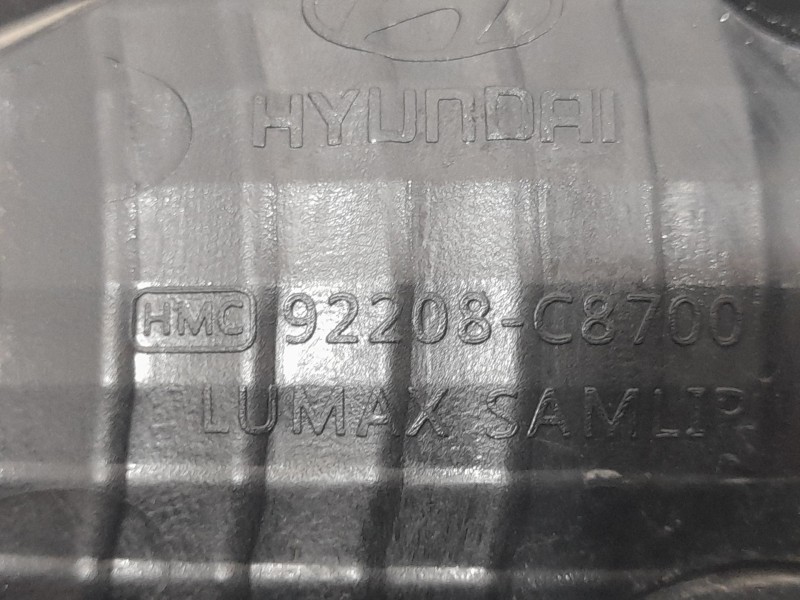 Recambio de faro antiniebla derecho para hyundai i20 ii (gb, ib) 1.2 referencia OEM IAM 92208C8700  