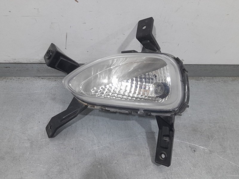Recambio de faro antiniebla izquierdo para hyundai i20 ii (gb, ib) 1.2 referencia OEM IAM 92207C8700  