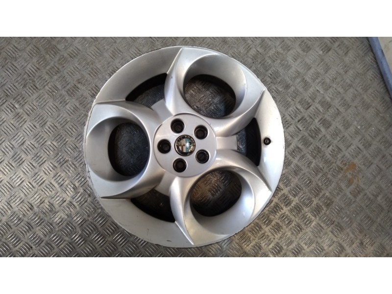 Recambio de llanta para alfa romeo 147 (190) impresion referencia OEM IAM 7X17 5 TORN ET40.5 ALUMINIO 