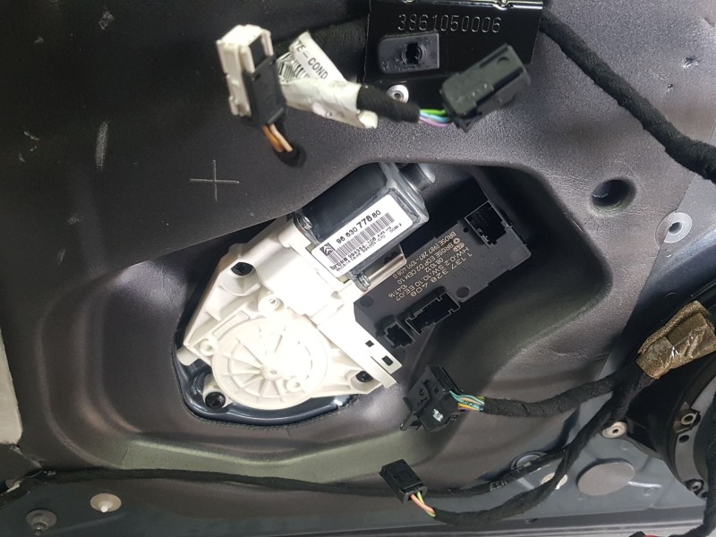 Recambio de elevalunas delantero izquierdo para citroën c6 (td_) 2.7 hdi referencia OEM IAM 9221T9  