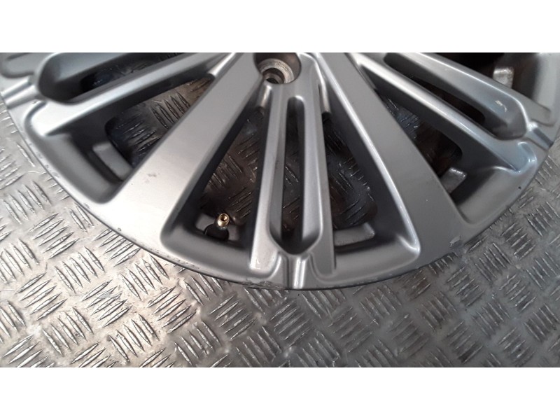 Recambio de llanta aluminio para peugeot 208 i (ca_, cc_) 1.2 vti 82 referencia OEM IAM 6X16 4 TORN ET23 ROZADA ALUMINIO