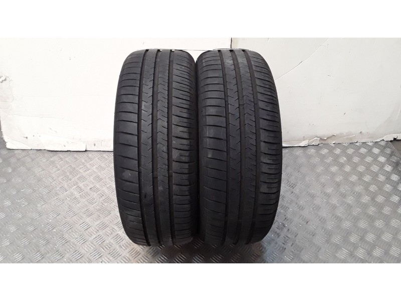 Recambio de neumatico pareja para neumaticos reutilizados - referencia OEM IAM 195551687H MAXXIS 195/55/16/87H