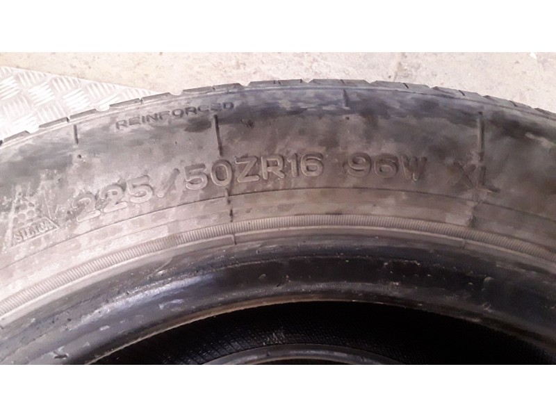 Recambio de neumatico pareja para neumaticos reutilizados - referencia OEM IAM 225501696W NANKANG 225/50/16/96W