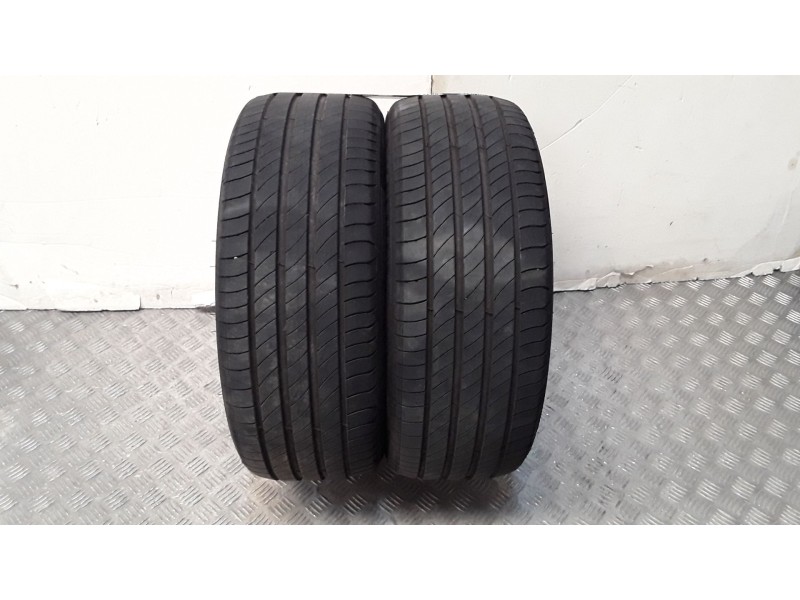 Recambio de neumatico pareja para neumaticos reutilizados - referencia OEM IAM 205451788V MICHELIN 205/45/17/88V