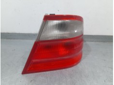 PILOTO TRASERO DERECHO EXTERIOR A2088200264 