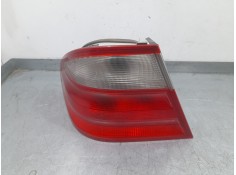 PILOTO TRASERO IZQUIERDO EXTERIOR A2088200164 