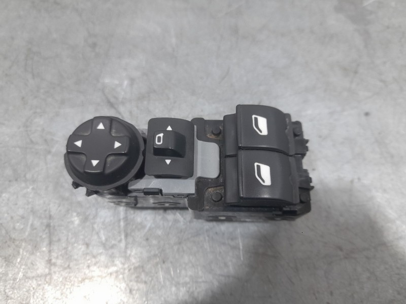 Recambio de mando elevalunas delantero izquierdo para peugeot 208 ii (ub_, up_, uw_, uj_) 1.2 puretech 100 referencia OEM IAM 96