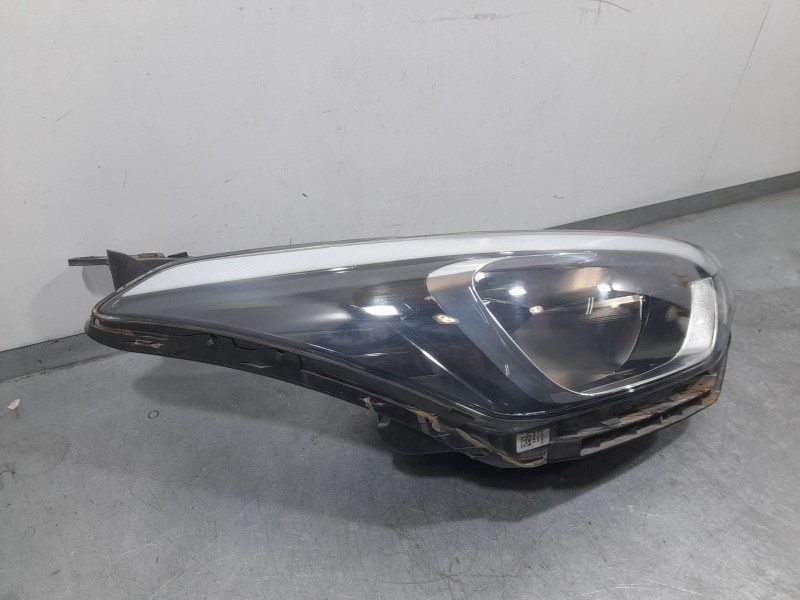 Recambio de faro derecho para hyundai i20 ii (gb, ib) 1.2 referencia OEM IAM 92102C8000  