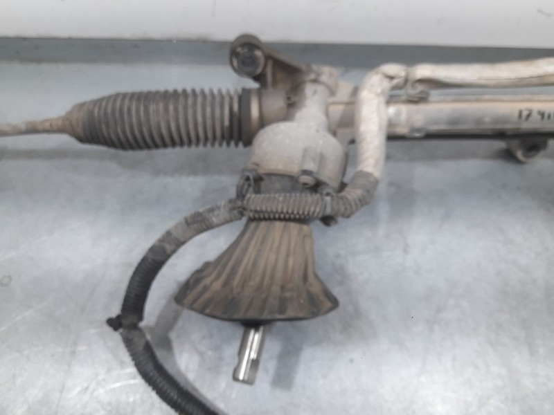 Recambio de cremallera direccion para ford focus iii 1.5 tdci referencia OEM IAM HV6C3D070LB  