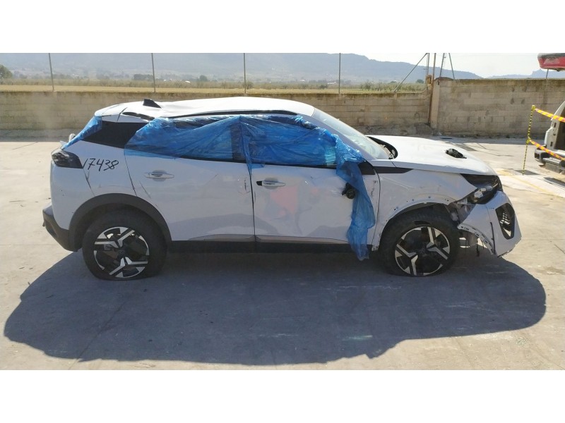 peugeot 2008 ii (ud_, us_, uy_, uj_, ur_, uc_) del año 2024