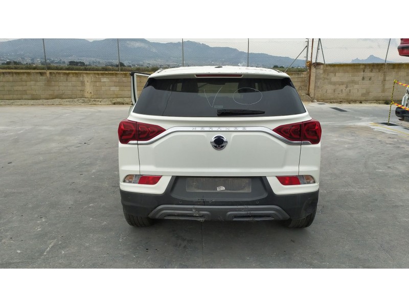 kg mobility korando (c300) del año 2025