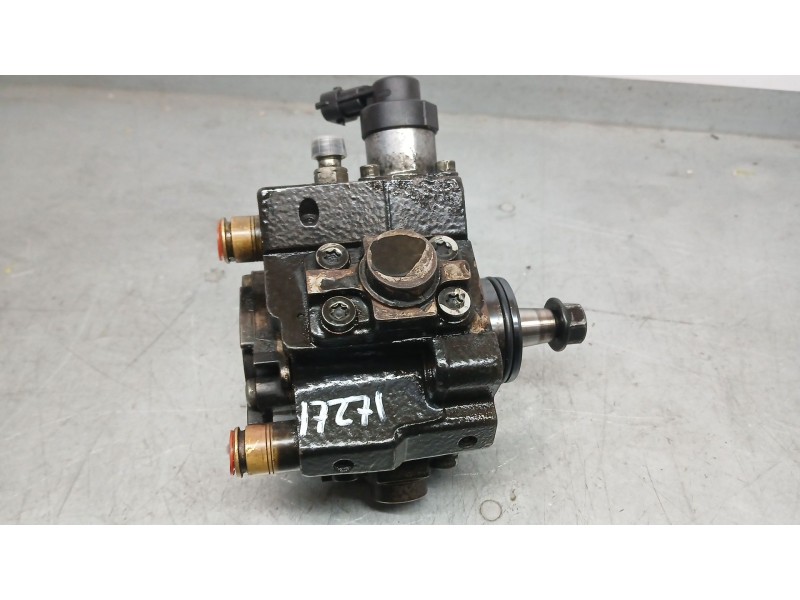 Recambio de bomba alta presion para hyundai i30 (fd) 1.6 crdi referencia OEM IAM 331002A410 BOSCH 0445010124