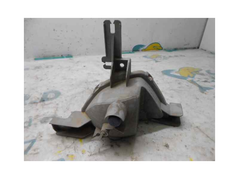 Recambio de faro antiniebla trasero derecho para mazda 2 lim. (de) 1.3 active (5-ptas.) (55kw) referencia OEM IAM   FALSO SIN BO