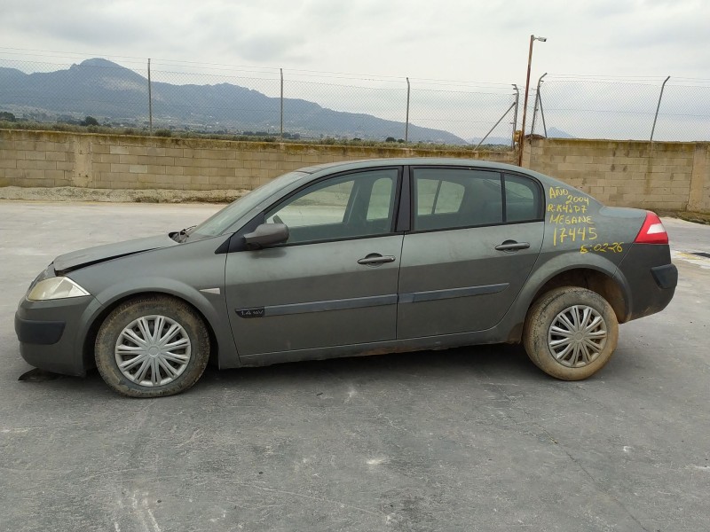 renault megane ii sedán (lm0/1_) del año 2004
