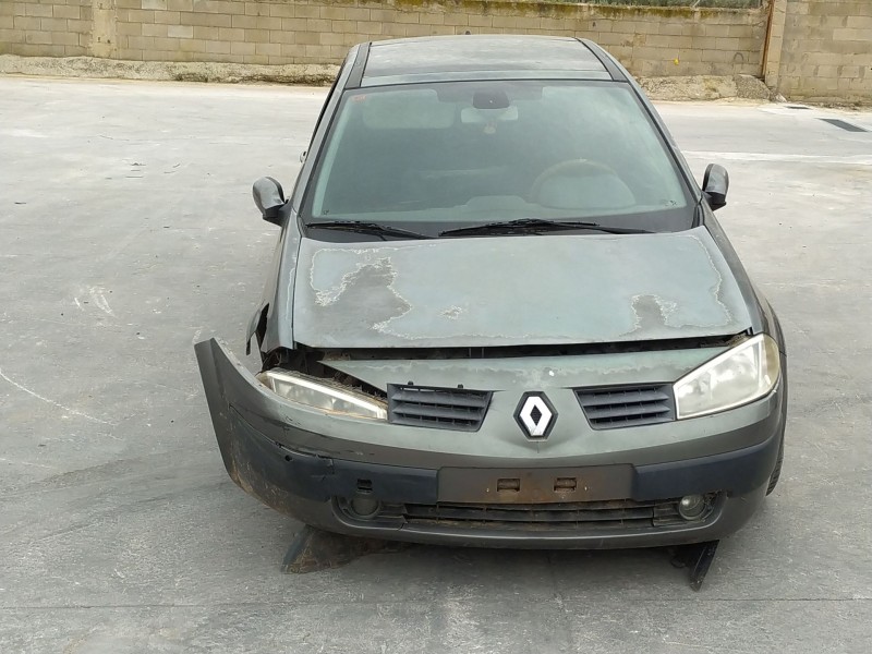 renault megane ii sedán (lm0/1_) del año 2004