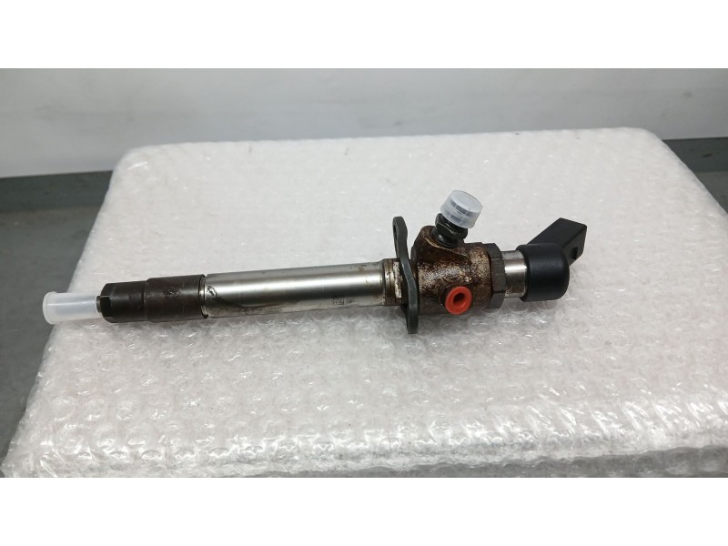 Recambio de inyector para land rover range rover (lm) v8 td vogue referencia OEM IAM 6H4Q9K546DB SIEMENS 