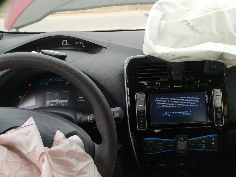 nissan leaf (ze0) del año 2015