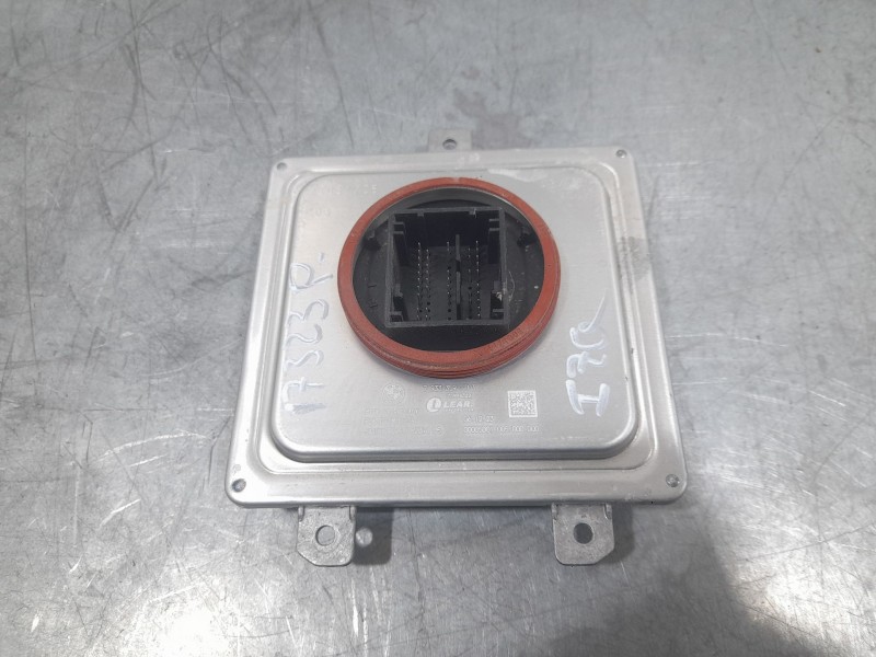Recambio de centralita faro para bmw serie 1 lim. (f40) 118d referencia OEM IAM 7933359 IZQUIERDA 