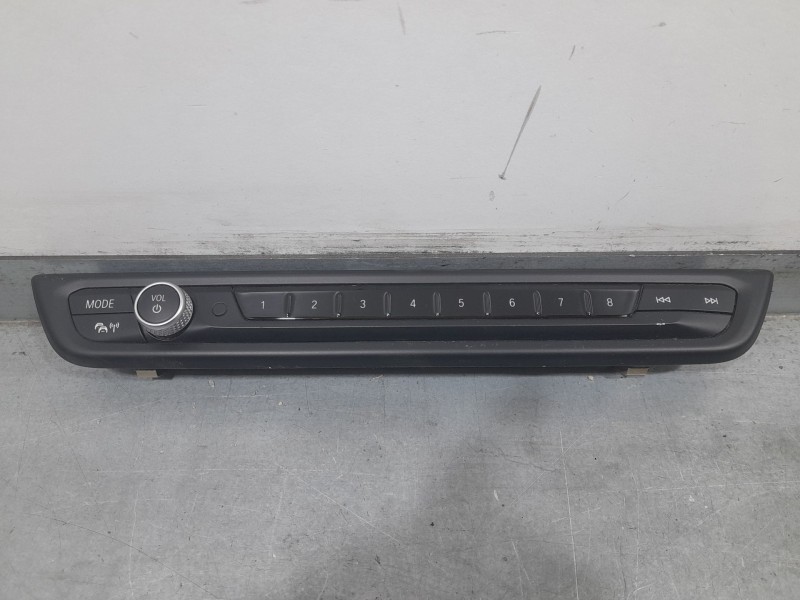 Recambio de mando radio para bmw serie 1 lim. (f40) 118d referencia OEM IAM 5A47C50  