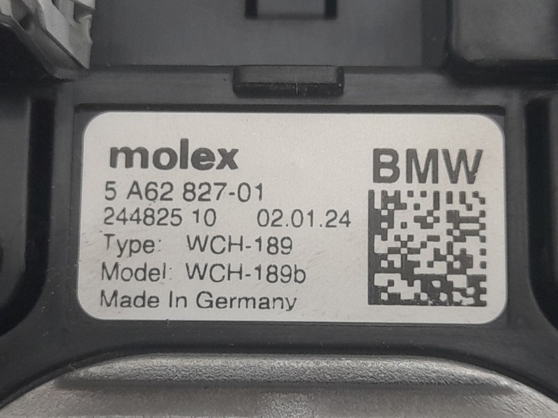 Recambio de cargador inductivo para bmw serie 1 lim. (f40) 118d referencia OEM IAM 5A6282701 24482510 MOLEX