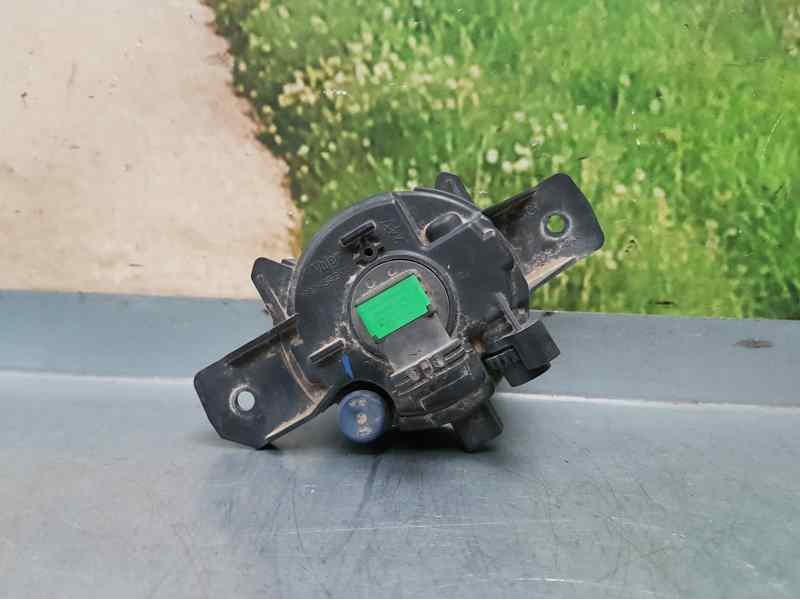 Recambio de faro antiniebla izquierdo para renault clio iii authentique referencia OEM IAM 8200002469 89201772 VALEO