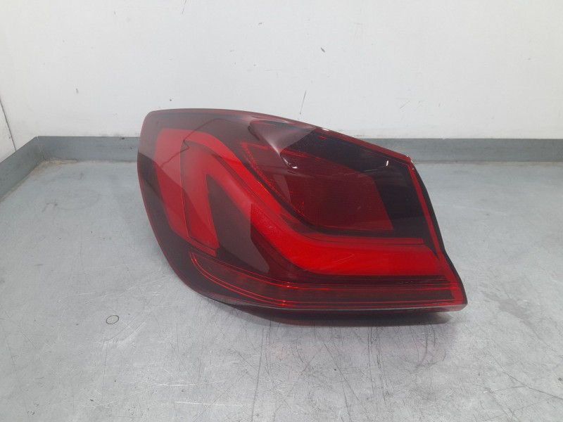 Recambio de piloto trasero izquierdo exterior para bmw serie 1 lim. (f40) 118d referencia OEM IAM 63215A55FB702 647503 