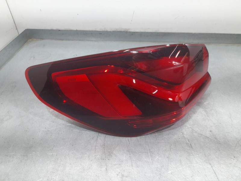 Recambio de piloto trasero izquierdo exterior para bmw serie 1 lim. (f40) 118d referencia OEM IAM 63215A55FB702 647503 