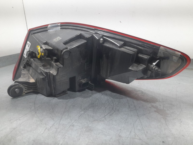 Recambio de piloto trasero izquierdo exterior para bmw serie 1 lim. (f40) 118d referencia OEM IAM 63215A55FB702 647503 