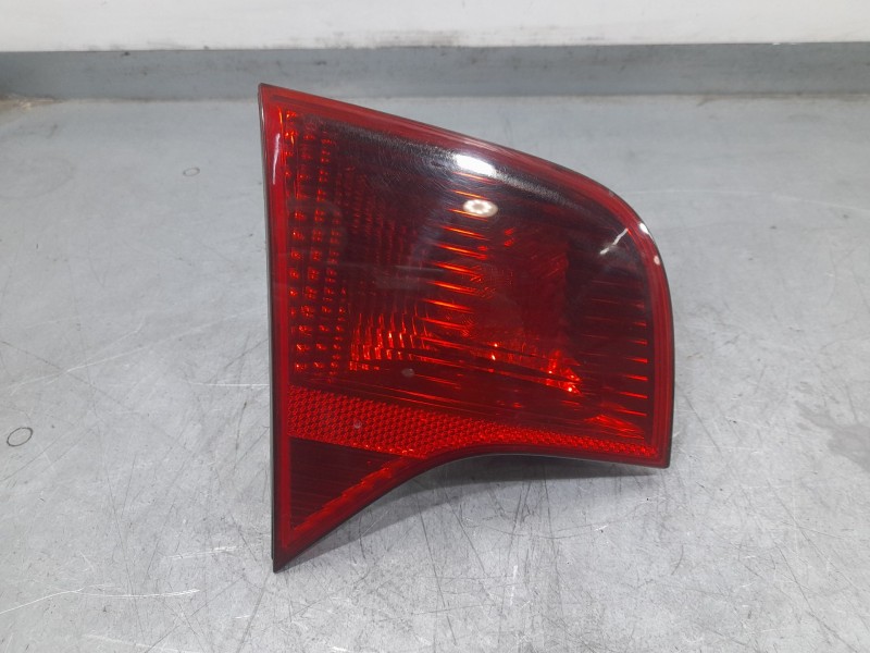 Recambio de piloto trasero izquierdo interior para audi a4 b7 (8ec) 1.9 tdi referencia OEM IAM 96503801 965159 HELLA