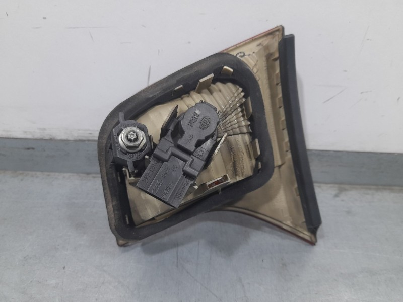 Recambio de piloto trasero izquierdo interior para audi a4 b7 (8ec) 1.9 tdi referencia OEM IAM 96503801 965159 HELLA