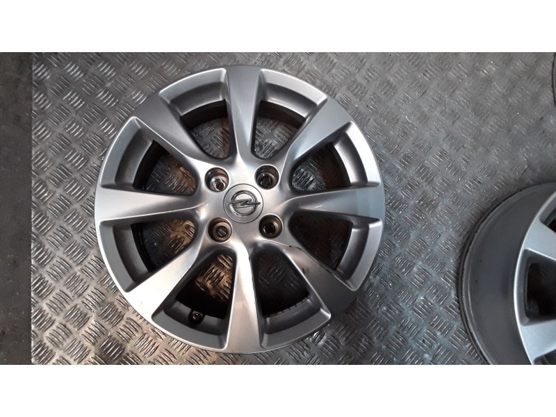 Recambio de juego llantas aluminio para opel corsa f (p2jo) 1.2 (68) referencia OEM IAM 6.5X16 4 TORN ET 38 ROZADAS AUMINIO