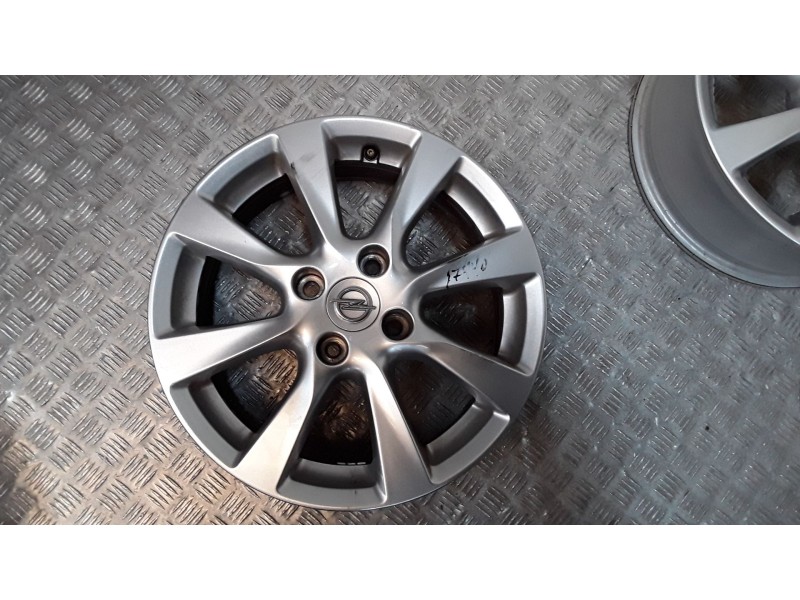 Recambio de juego llantas aluminio para opel corsa f (p2jo) 1.2 (68) referencia OEM IAM 6.5X16 4 TORN ET 38 ROZADAS AUMINIO