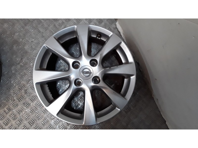 Recambio de juego llantas aluminio para opel corsa f (p2jo) 1.2 (68) referencia OEM IAM 6.5X16 4 TORN ET 38 ROZADAS AUMINIO