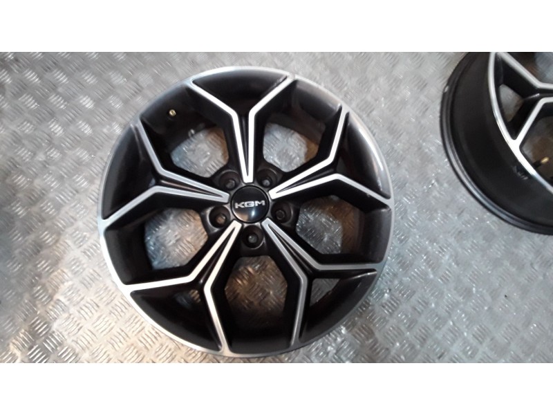 Recambio de juego llantas aluminio para kg mobility korando (c300) 1.5 referencia OEM IAM 7.5X18 5 TORN ET45.5 ROZADAS ALUMINIO