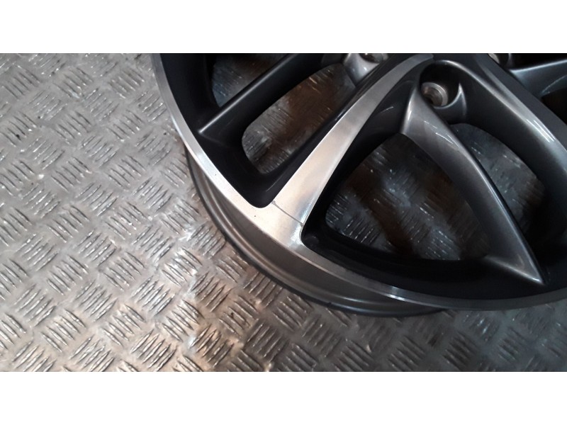 Recambio de llanta aluminio para mg hs (as23) 1.5 ehs hybrid (csa6463) referencia OEM IAM 7.5X18 5 TORN ET41 ROZADA ALUMINIO