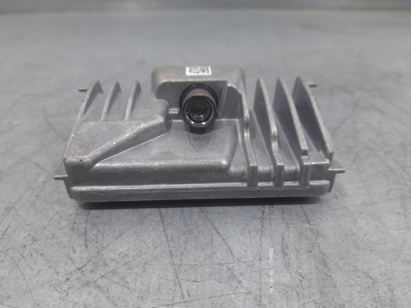 Recambio de camara para hyundai i20 n line referencia OEM IAM 99211Q0100 A021Y720 MOBIS