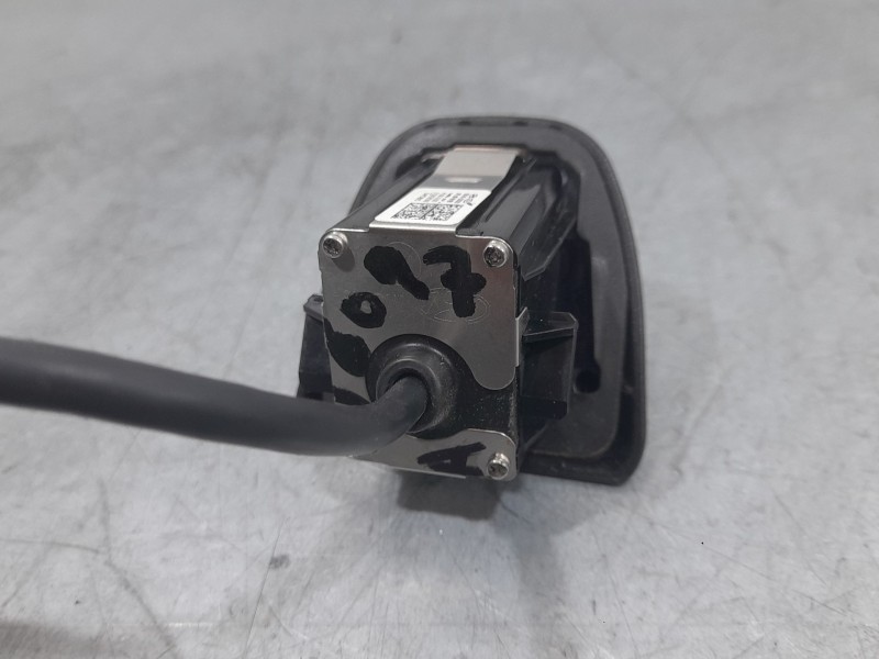 Recambio de camara vision trasera para hyundai i20 n line referencia OEM IAM 99240Q0000 2109226308 MOBIS