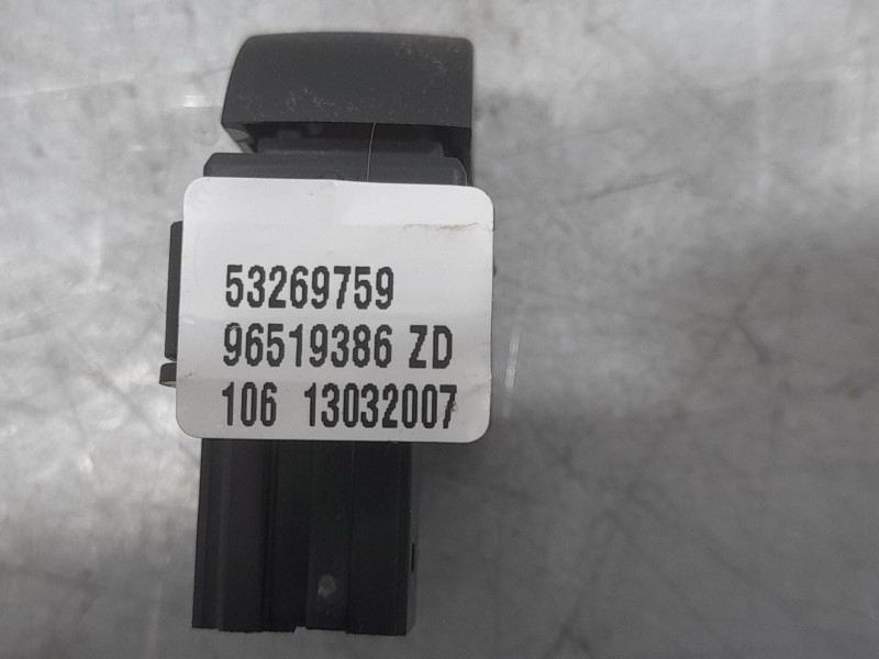 Recambio de mando elevalunas trasero izquierdo para citroën c6 (td_) 2.7 hdi referencia OEM IAM 96519386ZD  