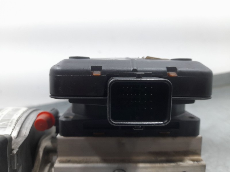 Recambio de bomba suspension para citroën c6 (td_) 2.7 hdi referencia OEM IAM 9654068680  