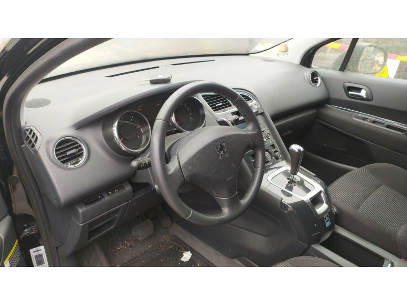 peugeot 5008 (0u_, 0e_) del año 2011