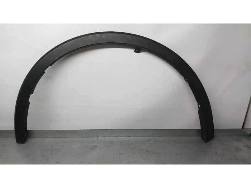 Recambio de aletin delantero izquierdo para toyota c-hr hybrid advance referencia OEM IAM   