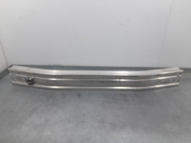 Recambio de refuerzo paragolpes delantero para toyota c-hr hybrid advance referencia OEM IAM 52131F4090 TRAVIESA 