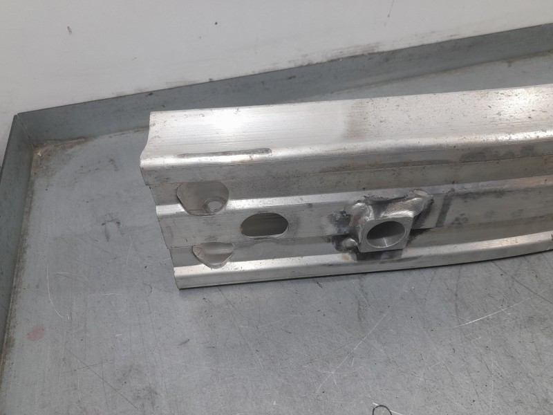 Recambio de refuerzo paragolpes delantero para toyota c-hr hybrid advance referencia OEM IAM 52131F4090 TRAVIESA 