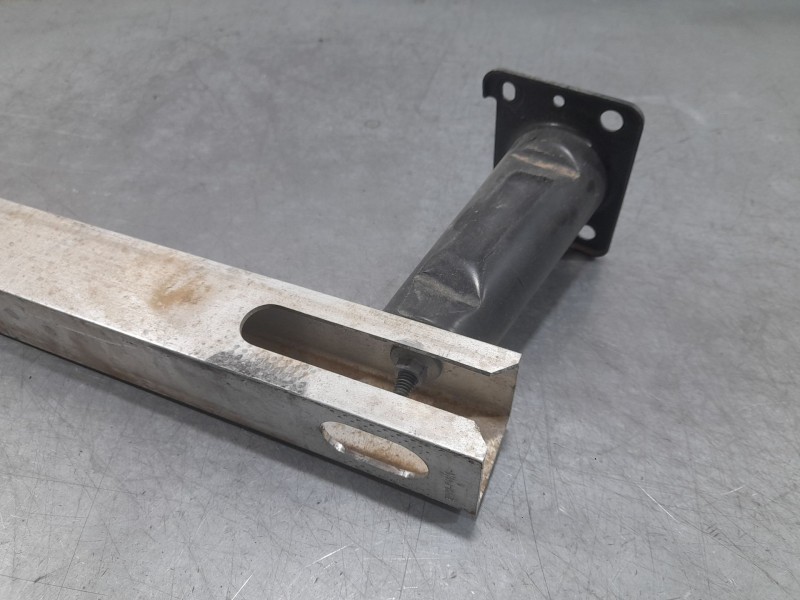 Recambio de refuerzo paragolpes delantero para toyota c-hr hybrid advance referencia OEM IAM 59312009  