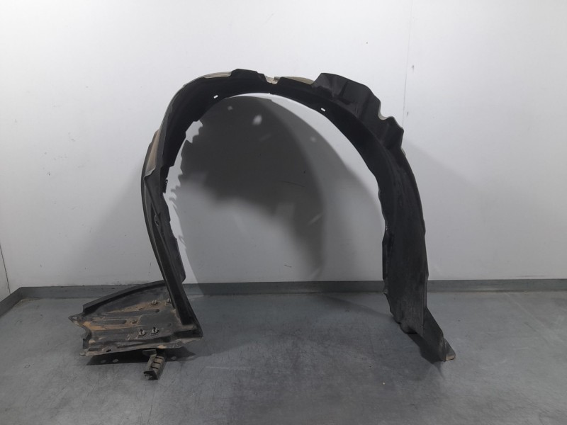 Recambio de plastico pase rueda del. dch. para toyota c-hr hybrid advance referencia OEM IAM 53875F4012 53851F4020 