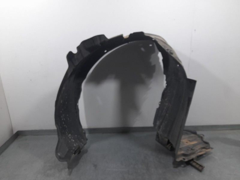 Recambio de plastico pase rueda del. izq. para toyota c-hr hybrid advance referencia OEM IAM 53876F4012 53852F4010 